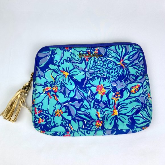 Lilly Pulitzer Handbags - LILLY PULITZER Aqua Blue Ipad Case